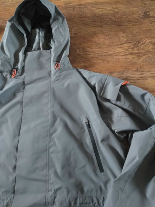 DACIA RAINCOAT - автомобилна рекламна мембрана НОВА БЕЗ ЕТИКЕТИ ХЛ