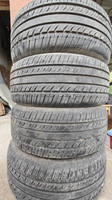 Летние шины 195/50/15 Austone