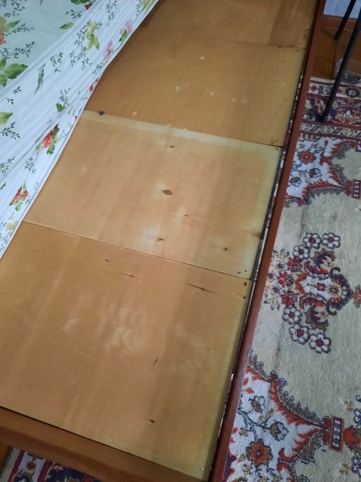 Кровать двуспальная