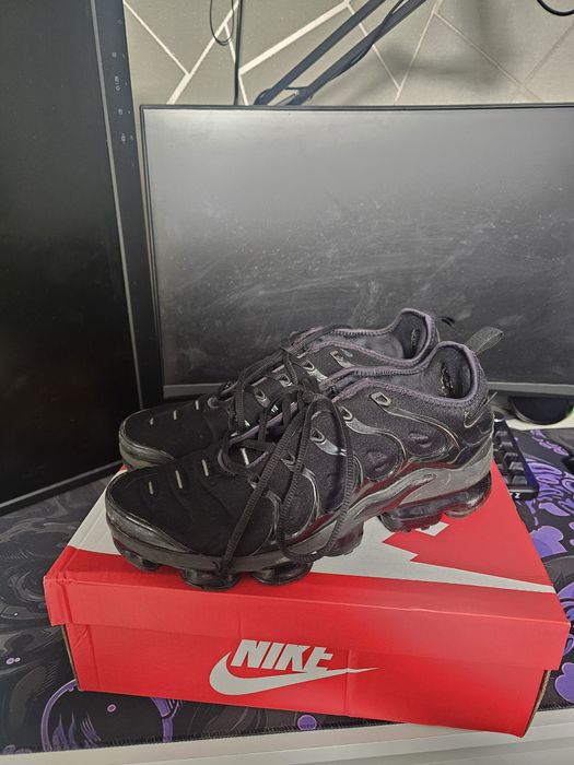 nike vapormax plus
