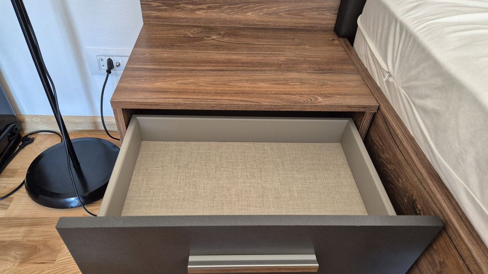 Vand pat Mobexpert Cobalt cu saltea 180cm x 200cm