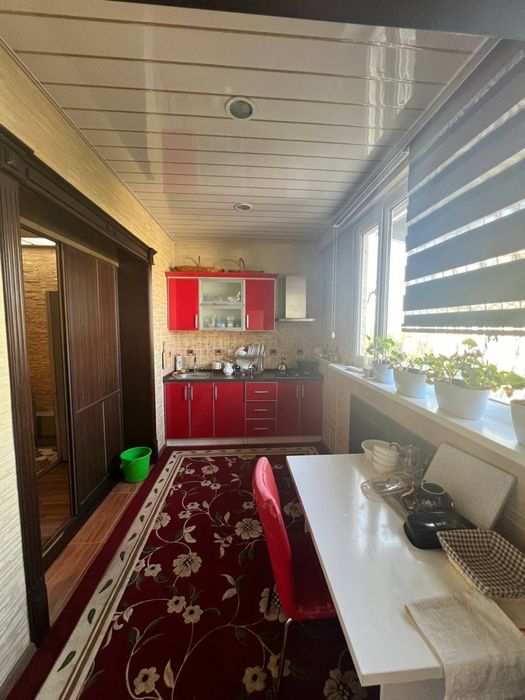 Продаётся квартира 5/5/9