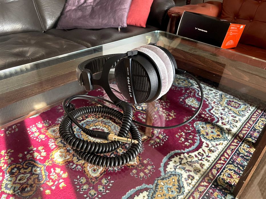 Beyerdynamic DT 990 Pro (250 ohm) - НОВИ!