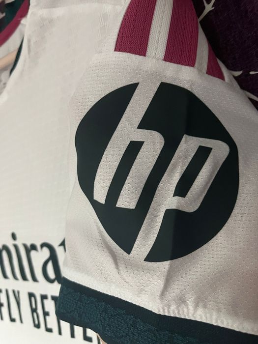 Vânt tricou original Adidas Real Madrid nou cu eticheta