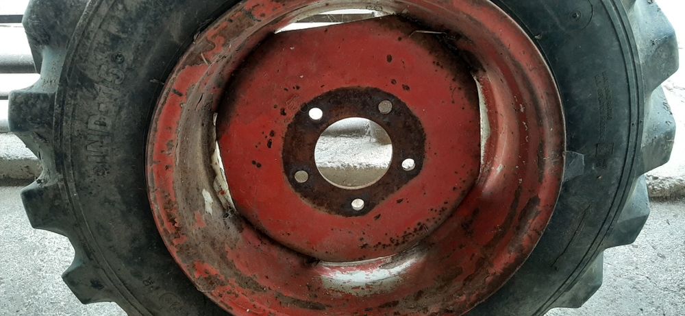 Vând roti de combina