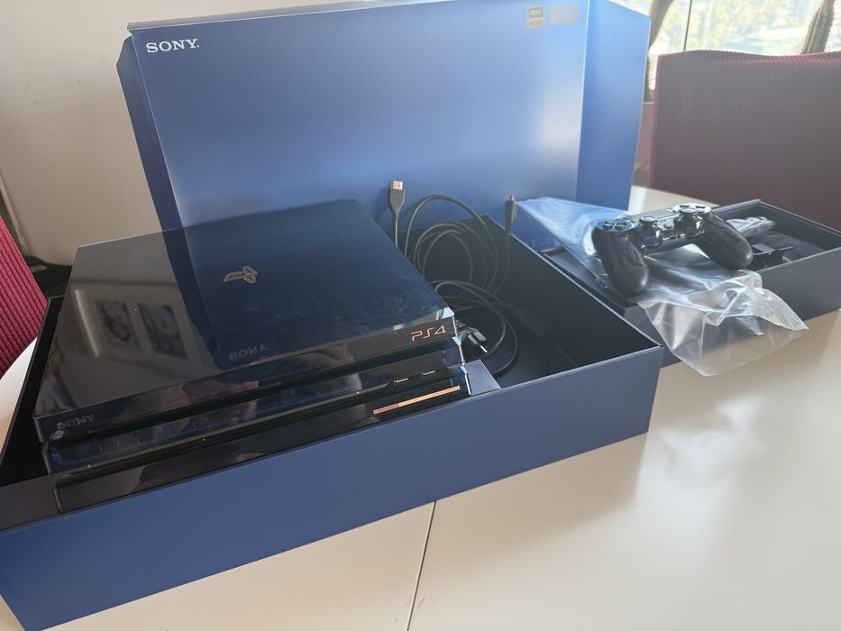 PS4 Pro 500 Milion Edition