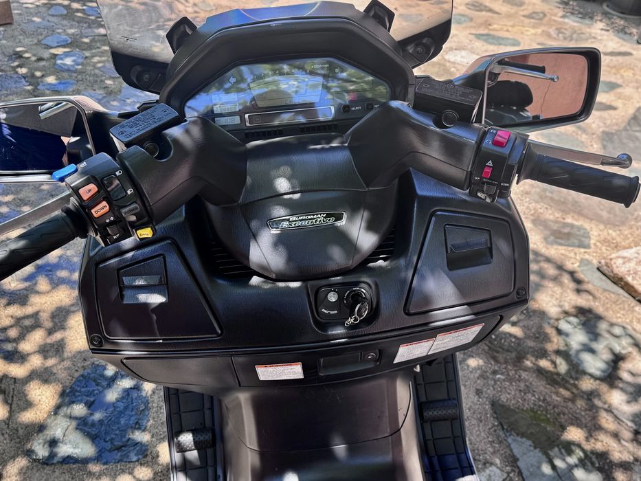 Suzuki Burgman 650 Executive ABS inmatriculat recent