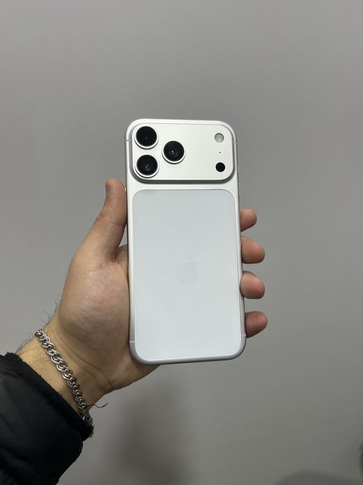 Iphone 17 pro max dubai 1.1