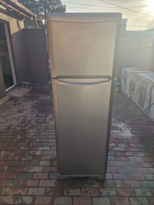 Vand frigider garantie și transport