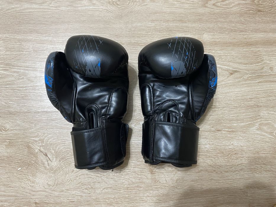 Перчатки боксерские