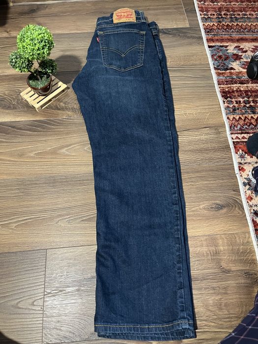 Blugi Levi's 514 bleumarin straight fit