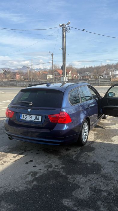 BMW 320 D 2010 , functioneaza impecabil.
