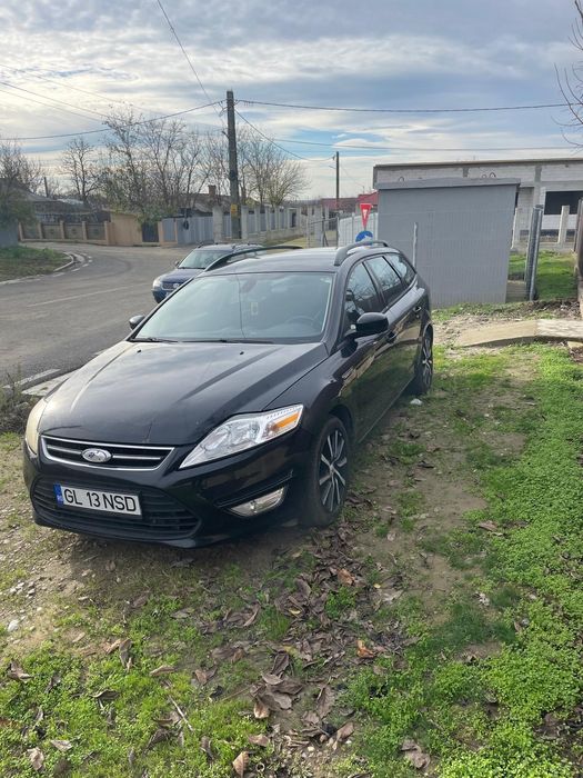 Vând Ford mondeo mk4