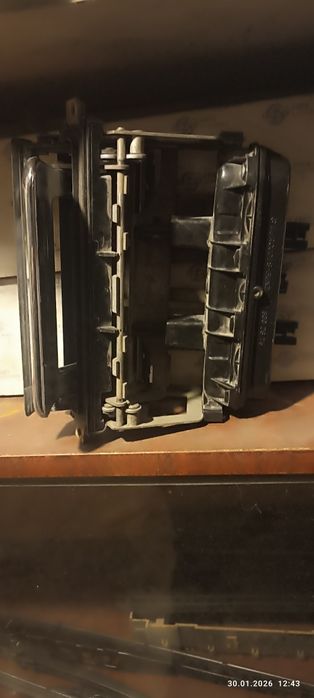 Продам на Мерседес 140