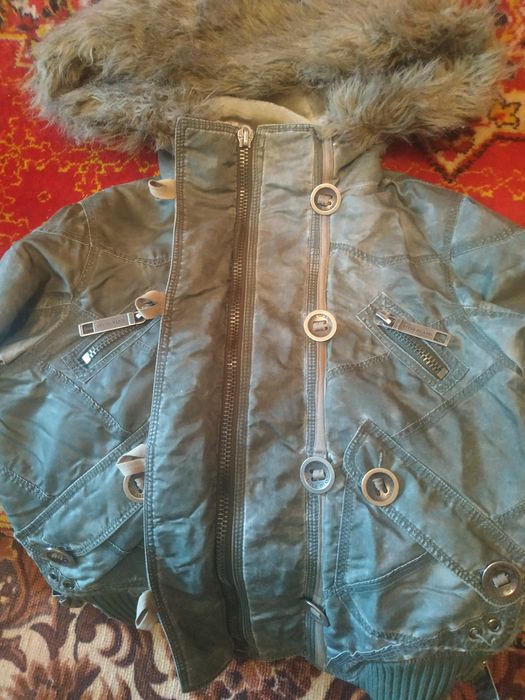 Молодёжный бомбер(куртка) для девушки (Европа)