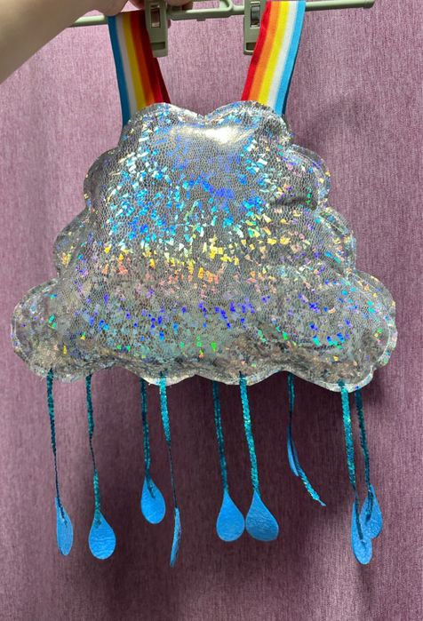 Продам костюм тучки