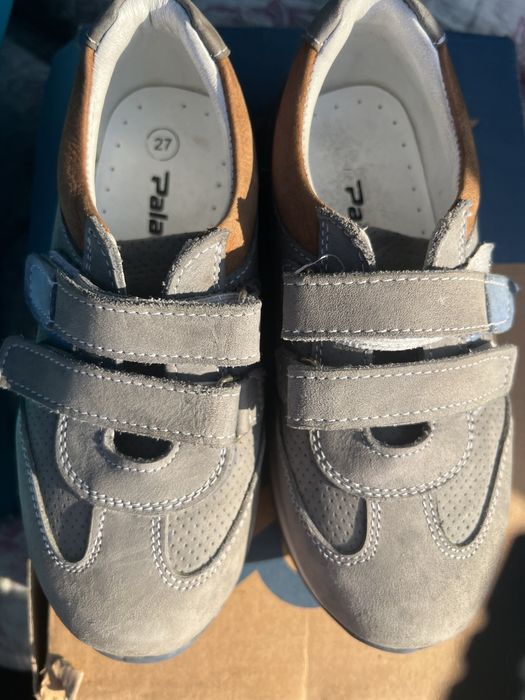 Детский ботинки.