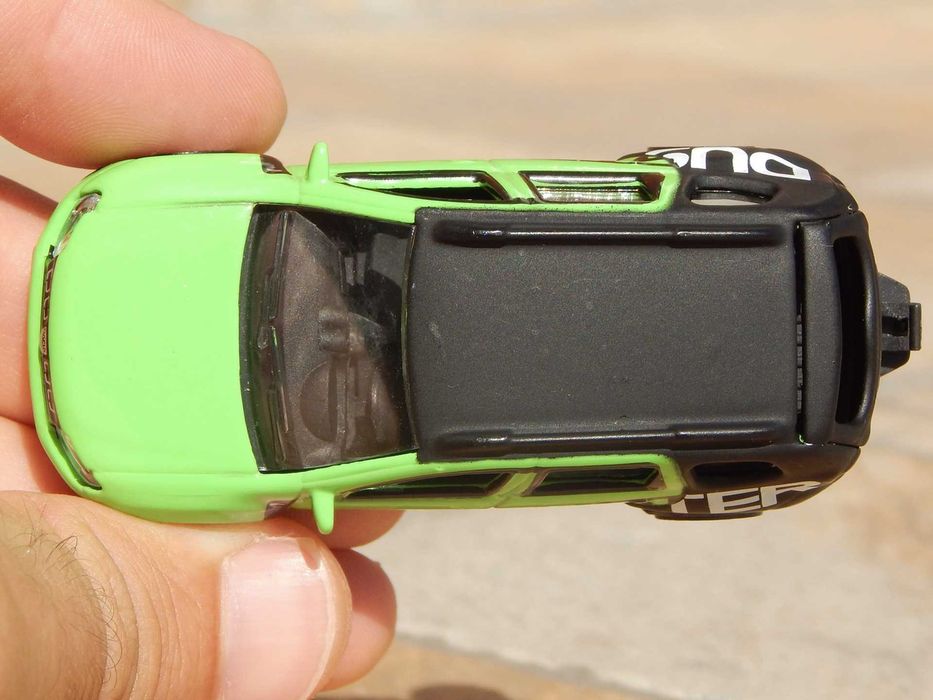 Macheta Dacia Duster 2 (HM) prefacelift 2017 scara 1:64 Majorette