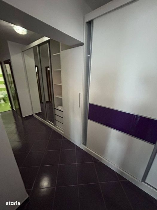 De vanzare apartament cu 3 camere, situat ultracentral, zona Primariei