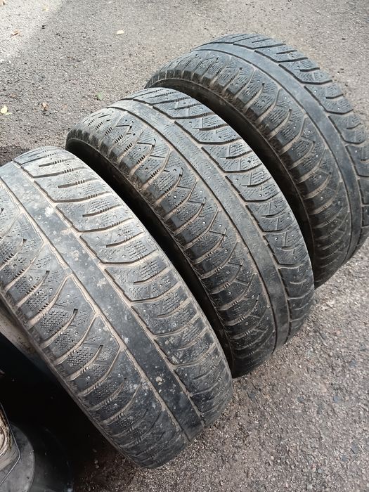 Резина зимняя б/у.