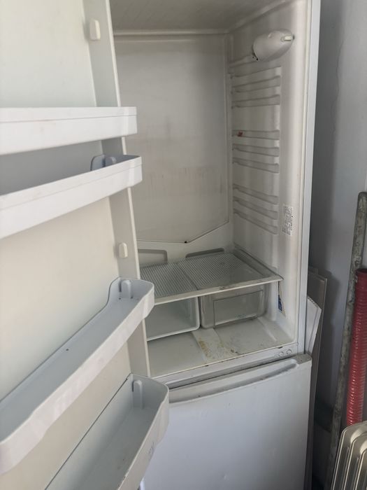 Холодильник на разбор на запчасти