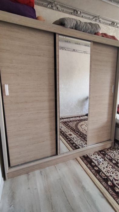Продается шкаф купе в хорошем состоянии