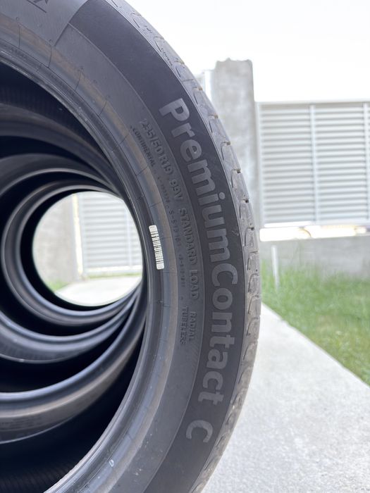 Set 4 anvelope de vara CA NOI Continental PremiumContact C 235/50 R19 99V