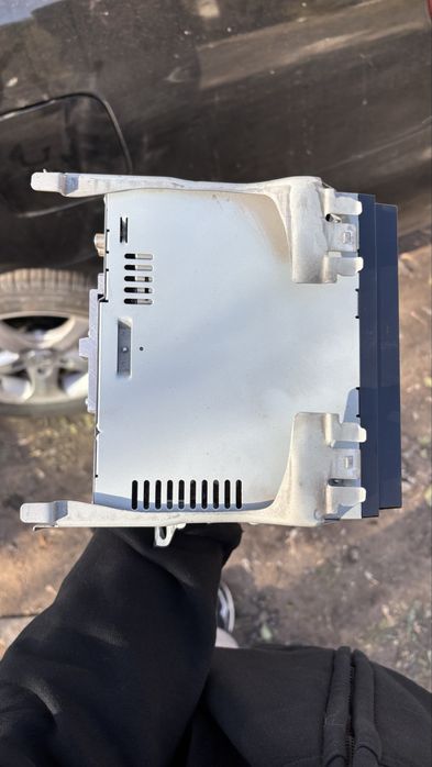 Магнитола JVC KW-R400