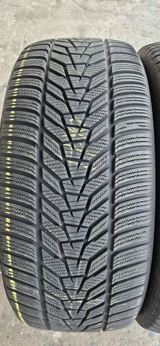 2 anvelope iarna Hankook 265/45/21,dot 2022.Pret/bucata.