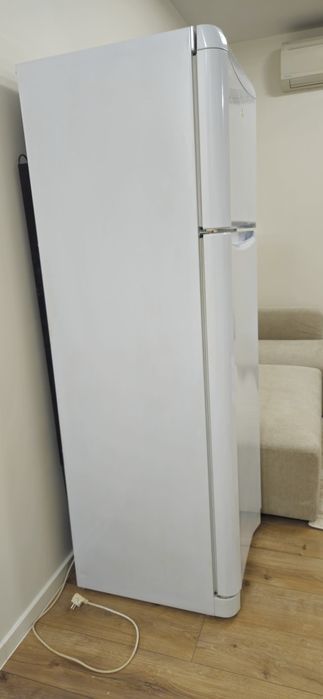 Хладилник Indesit