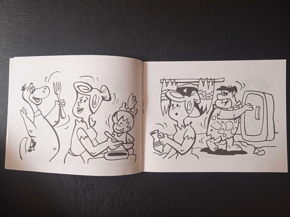 Семейство Флинстоун - книжка за оцветяване от 90-те години - НОВА!