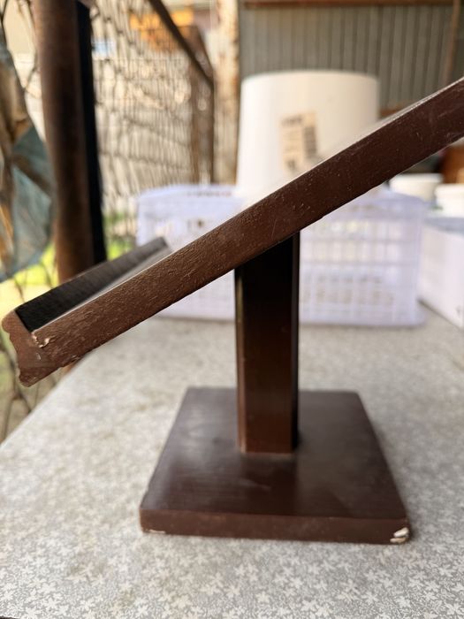 Подставка для книг планшетов