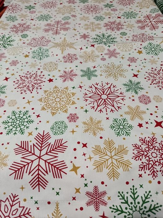 Новогодние скатерти