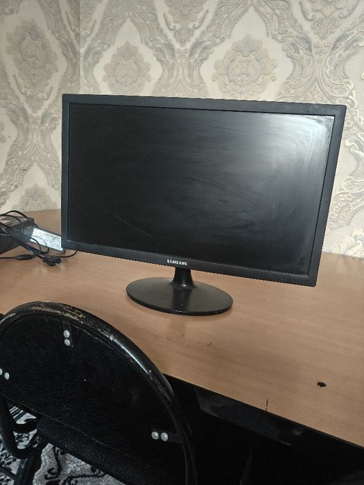 Samsung 22 monitor holati yahshi