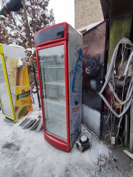 Холодильники стеклянные
