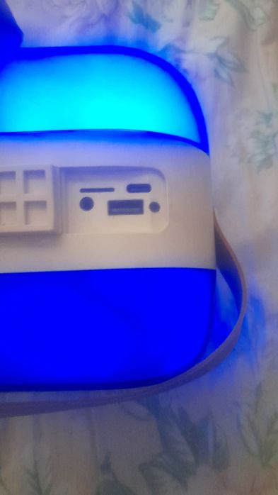 Продам,Bluetooth-колонку