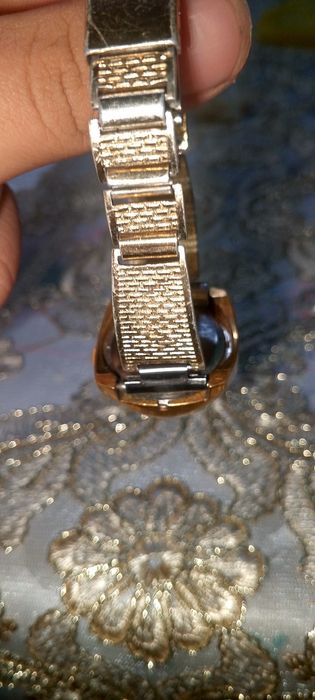 Часы заря СССР  честно состояние нормальное но маё состояние сейчаспло