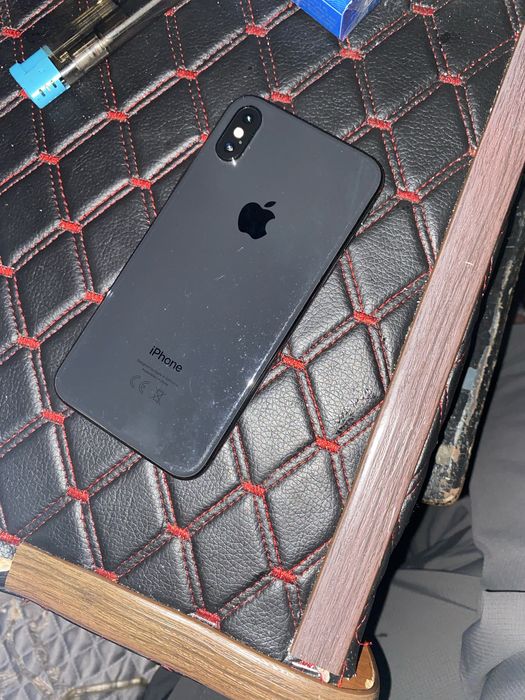 Продам айфон XS АКБ 90