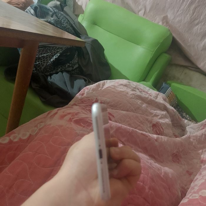 iPhone 7 plus seriy Sveta