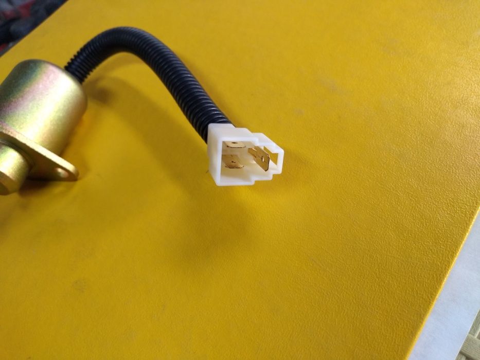 Стоп клапан , соленоид за мини багер Kubota , Gehl , Komatsu и др.