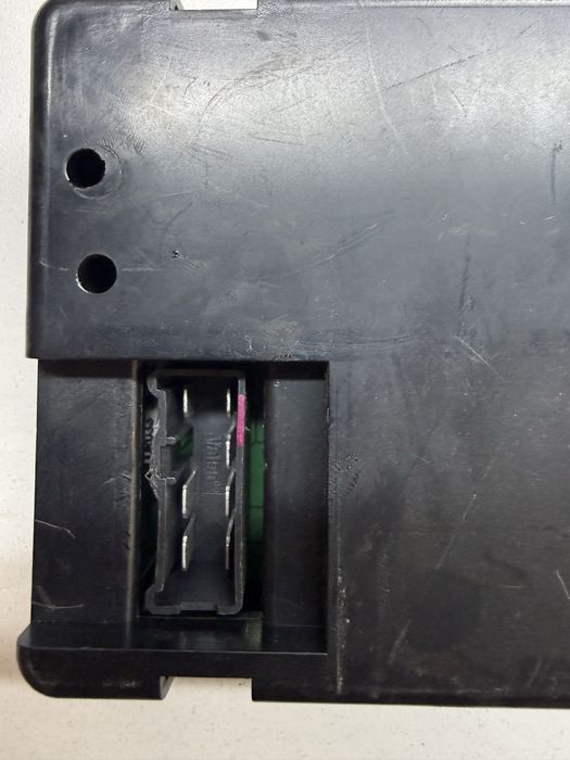 Body Control Unit (BCU) за Land Rover Discovery 2 (TD5/V8, около 1999–2002 г.).