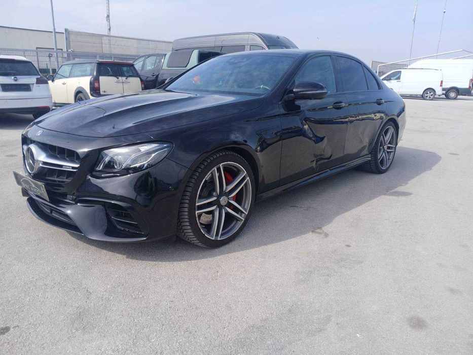 Mercedes-Benz E 63 AMG S 4Matic+