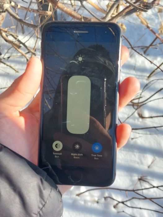 Iphone se 2020 2 поколения