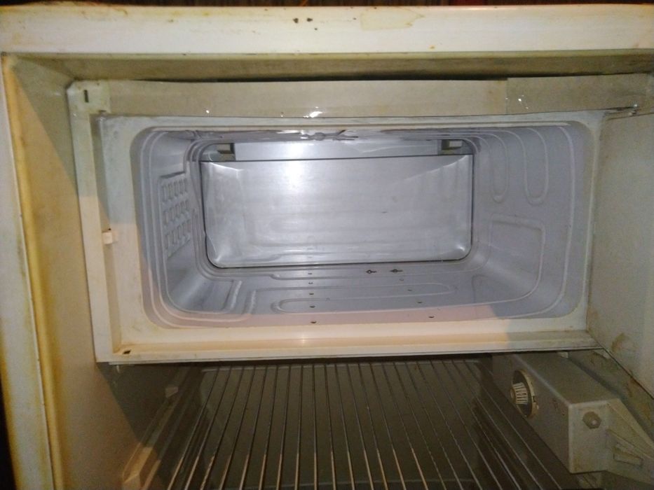 Холодильник Atlant Minsk, рабочий , б/у