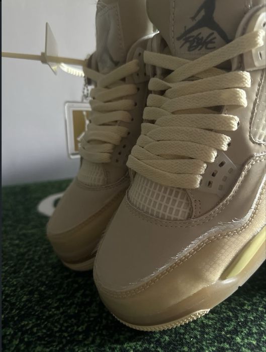 Air Jordan 4 X Off-White