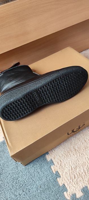 Продам кожаные сапоги