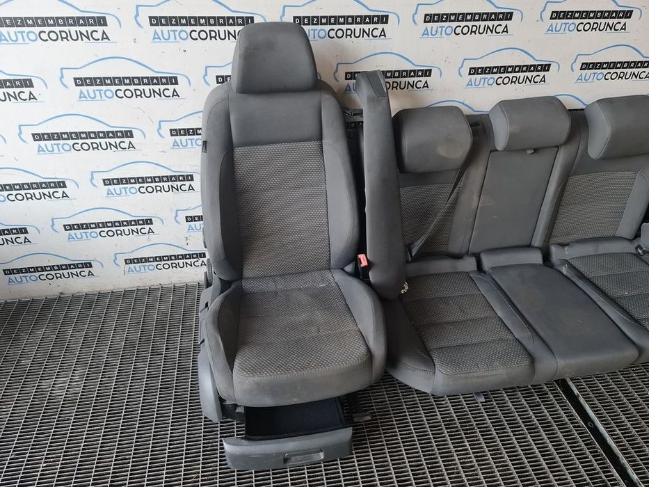 Interior complet Volkswagen Golf V Variant 2007 - 2009 Combi 4 Usi Volan Stanga (1346)