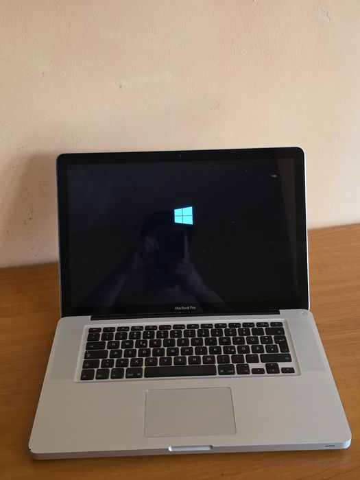 //Laptopuri Lenovo HP Dell – Laptopuri și componente//