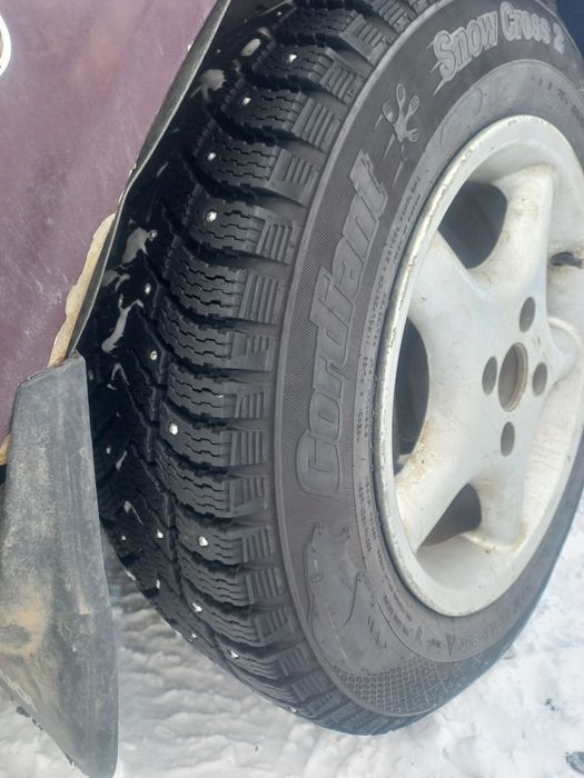 Продам ауди 80 б4