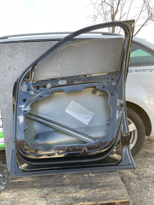 Предна дясна врата да Volvo XC40 Волво ХЦ40  2018-3023г